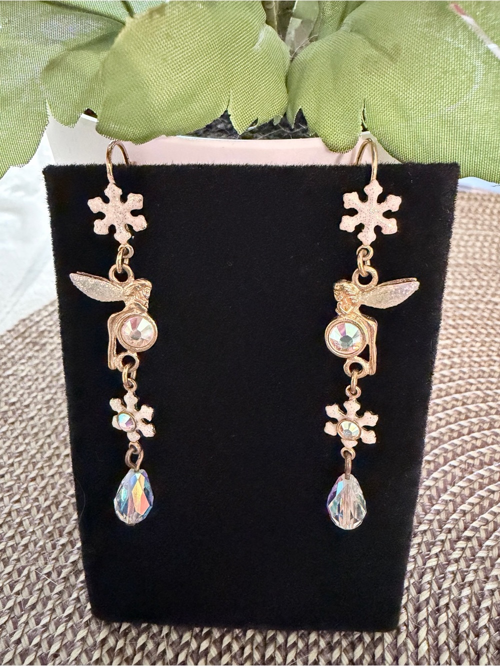 KIRKS FOLLY Vintage Gold Tone Fairy Sparkle Dangle Earrings w/ Crystal Drops